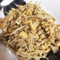 クックVMY0NX☆'s cooksnap of when they made めんつゆで♪舞茸ともやしの卵いため.
