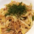 リホリン's cooksnap of when they made キャベツと豚肉でお好み焼き風炒め物.