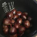 Tropicana✧'s cooksnap of when they made 炊飯器de栗を蒸す☆.
