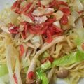 CoffeeCoco's cooksnap of when they made 元気回復★ガーリックバター焼きそば.