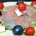 ちぃ兄やん's cooksnap of when they made 生ハム、ナッツ、チーズの巨峰サラダ♡.