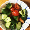 もんすけまま's cooksnap of when they made 超簡単　きゅうりとトマトの和え物サラダ.