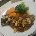 苺野みるく's cooksnap of when they made わが家のステーキ シャリアピン風！.