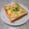 ＠迷子＠'s cooksnap of when they made コーンマヨ枝豆トースト.