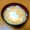 max4995's cooksnap of when they made キャベツと丸ごと卵のお味噌汁.