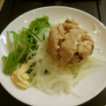 Hirarinn☆'s cooksnap of when they made 色合いきれい♪簡単鮭缶と玉ねぎのサラダ.