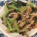 ninnamee's cooksnap of when they made エビとしめじの塩レモン炒め.
