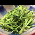 珍獣使い's cooksnap of when they made 早い♪簡単♪旨い♪豆苗のシャキシャキ炒め.