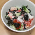 きらり流れ星's cooksnap of when they made 簡単☆わかめとカニカマとトマトのサラダ.