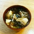 YUZVIO's cooksnap of when they made 絹美人としめじ、岩もずくの健康スープ.