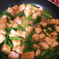 すずきえきさ's cooksnap of when they made にんにくの芽と鶏肉のごまみそ炒め.