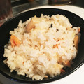 Peolili's cooksnap of when they made 塩鮭ときのこの炊き込みごはん.