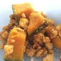 クック8U1E4B☆'s cooksnap of when they made 簡単♡惣菜♡かぼちゃ煮♡そぼろ煮♡お弁当.
