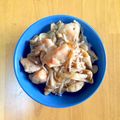 たこ焼きやさん's cooksnap of when they made ★簡単♪鶏きのこ丼★.