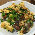 Abeille8's cooksnap of when they made ☆さんまの蒲焼き缶de卵とじ丼☆.