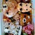 へっぽこmama's cooksnap of when they made キャラ弁　リラックマ＆キイロイトリ.