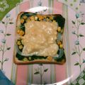 うに子's cooksnap of when they made たっぷりチーズとコーンのトースト.