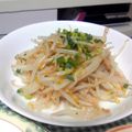 ぬかり's cooksnap of when they made 焼肉屋さんの♬もやしナムル.