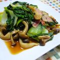 ぱんだとこぱんだ's cooksnap of when they made 青梗菜とベーコンのオイマヨ炒め.