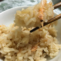 夏の白いワンコ♪'s cooksnap of when they made 簡単★あみえびときのこの炊き込みご飯.