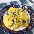 yasutonton's cooksnap of when they made 車麩とたっぷりきのこの炒め物.