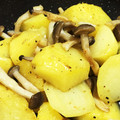 TOM33TOM's cooksnap of when they made じゃがいもときのこの炒め煮♪.