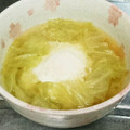 もぐ・ω・くま's cooksnap of when they made キャベツと丸ごと卵のお味噌汁.