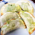 ゆぴむぴ's cooksnap of when they made 餃子の皮で！　アボカドとチーズの包み揚げ.