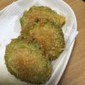 mocoにゃ♪'s cooksnap of when they made ゴーヤの肉詰めフライ.