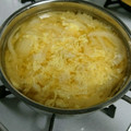 とりっぷさん's cooksnap of when they made 玉子とタマネギのお味噌汁.