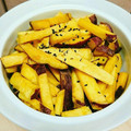 ひろか★'s cooksnap of when they made レンジで簡単♪さつまいものきんぴら.