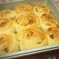 ♡Mio＠K♡'s cooksnap of when they made ｷｬﾗﾒﾙﾅｯﾂ&ﾐﾙｸﾃｨｰちぎりパン.