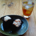 tecchan11's cooksnap of when they made オイル✩おにぎり✩焼鮭と梅干とごま油.