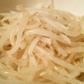 クックVNSB48☆'s cooksnap of when they made もやしと豆苗のナムル.