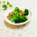 旦那は皿洗い's cooksnap of when they made 簡単❁ブロッコリーのツナペペロンソース.