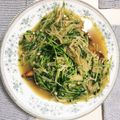 海石榴（つばき）'s cooksnap of when they made シャケの豆苗&エノキあんかけ.