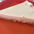 momonasu's cooksnap of when they made 低カロ！簡単レアチーズ風ヨーグルトケーキ.
