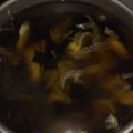 もりのりころ's cooksnap of when they made キャベツとワカメのコンソメスープ.