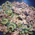 まりしぇしょ's cooksnap of when they made 牛肉とゴーヤの焼肉炒め.