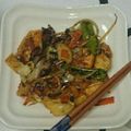 oppopotah's cooksnap of when they made 鶏むね肉で！もやしとレタスの肉野菜炒め♪.
