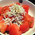 jerrytomo's cooksnap of when they made ごま油香る☆トマトとしらすの和え物.