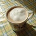 ラリー＆サラ's cooksnap of when they made 牛乳を泡だててカフェラテ.