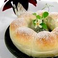 Snow＊Love's cooksnap of when they made ❀手捏ね・リングパン❀.