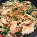 ねみねみ's cooksnap of when they made 簡単節約90円♡とろりんニラもやし春雨.
