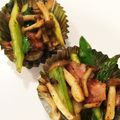 y_u♡'s cooksnap of when they made アスパラとしめじのベーコンバター炒め.