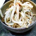 むぴょこぴょこん's cooksnap of when they made レンジでもう１品！もやし、しめじ梅肉あえ.