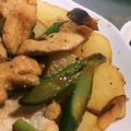 もぐらーん's cooksnap of when they made とりもも&新じゃが&アスパラ炒め.