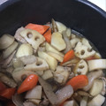 モコＬＯＶＥ's cooksnap of when they made 里芋と根菜のコクウマ煮物.