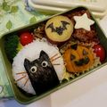 guri0305's cooksnap of when they made 運動会☆女の子&黒猫ちゃん★キャラ弁♫.