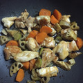 mskitten's cooksnap of when they made 蓮根と鶏肉の美肌オイスター炒め.